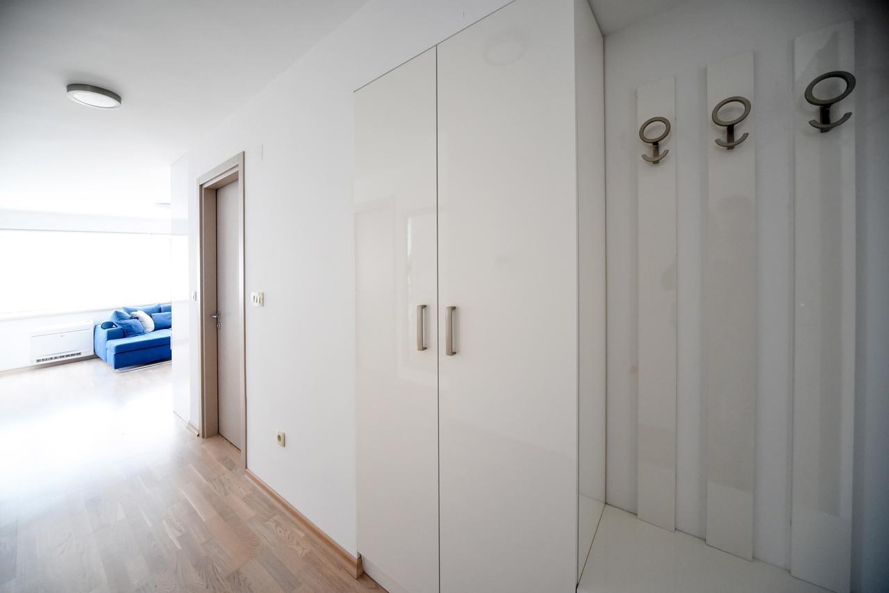Lux Beach Apartment Будва Экстерьер фото